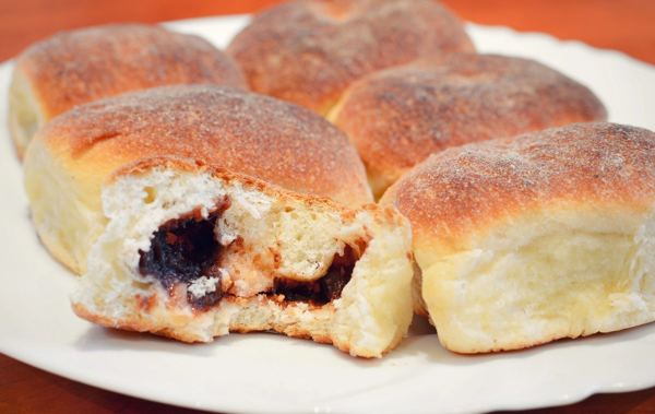 Povidlové buchty, Plum Jam Buns